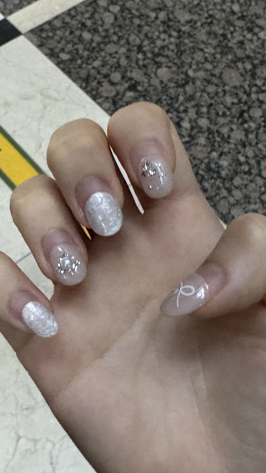 수요네일 이미지