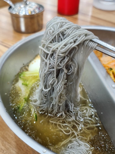 반반냉면 이미지