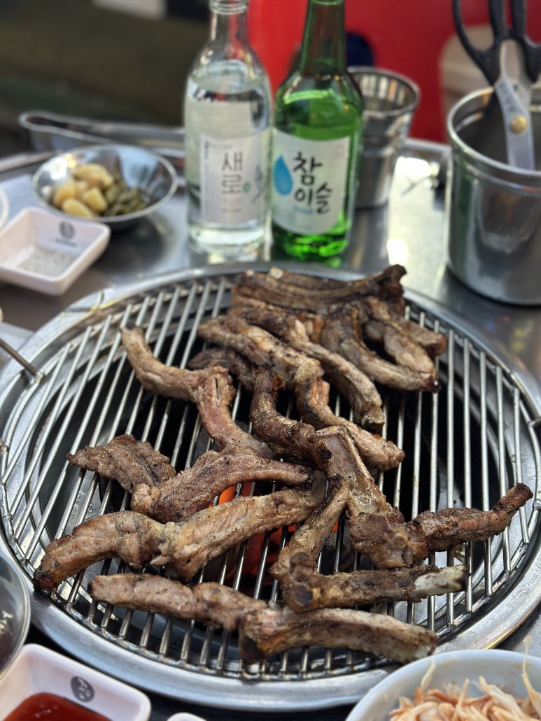코리안숯불등갈비 이미지