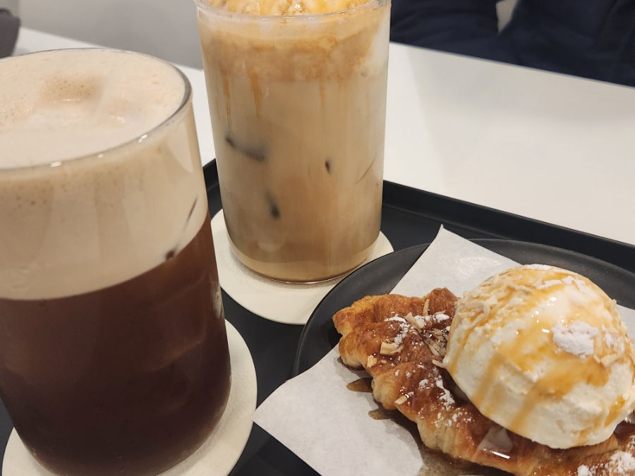 커피에 반하다 음성혁신도시점 이미지