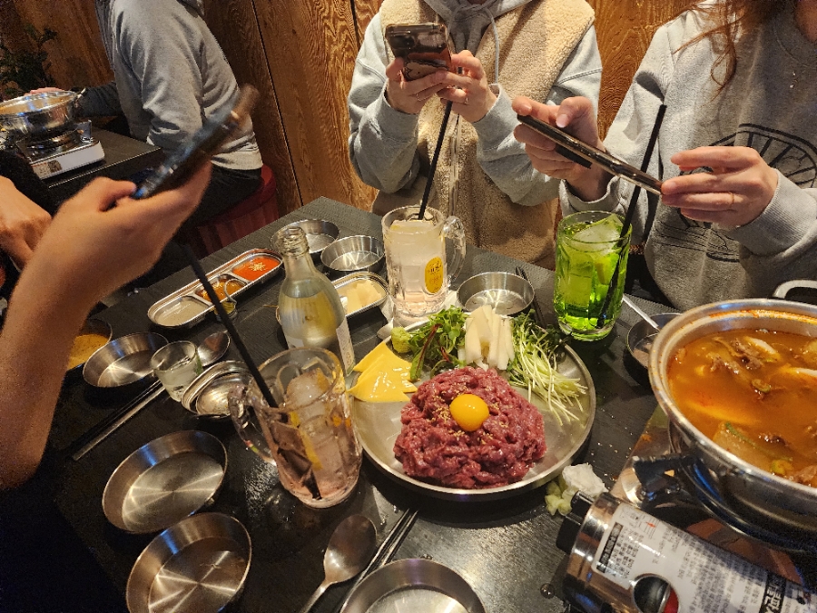 육깨비 이미지