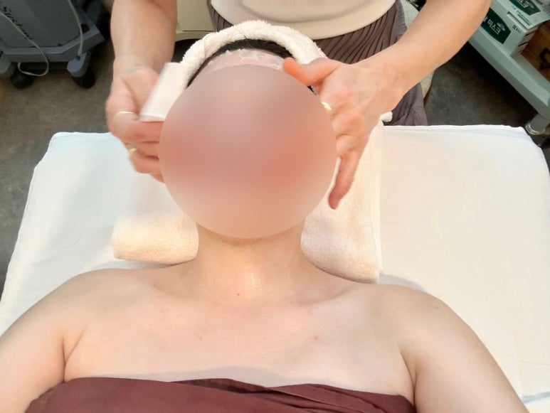 홍대신지윤피부관리 이미지