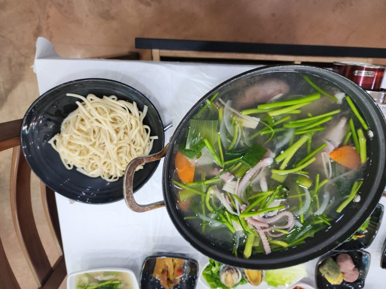 뻘속낙지 이미지