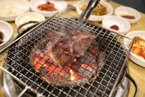 명성숯불갈비 이미지