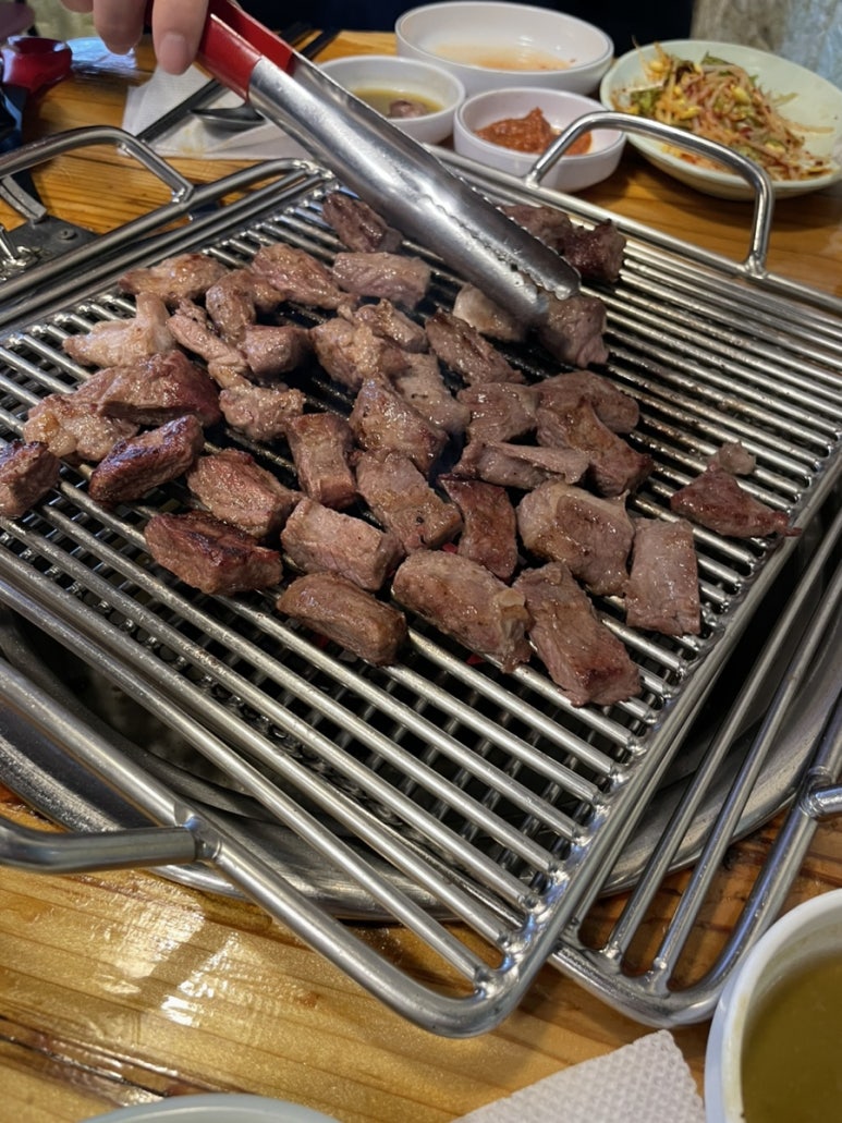 덩어리뽈따구 이미지