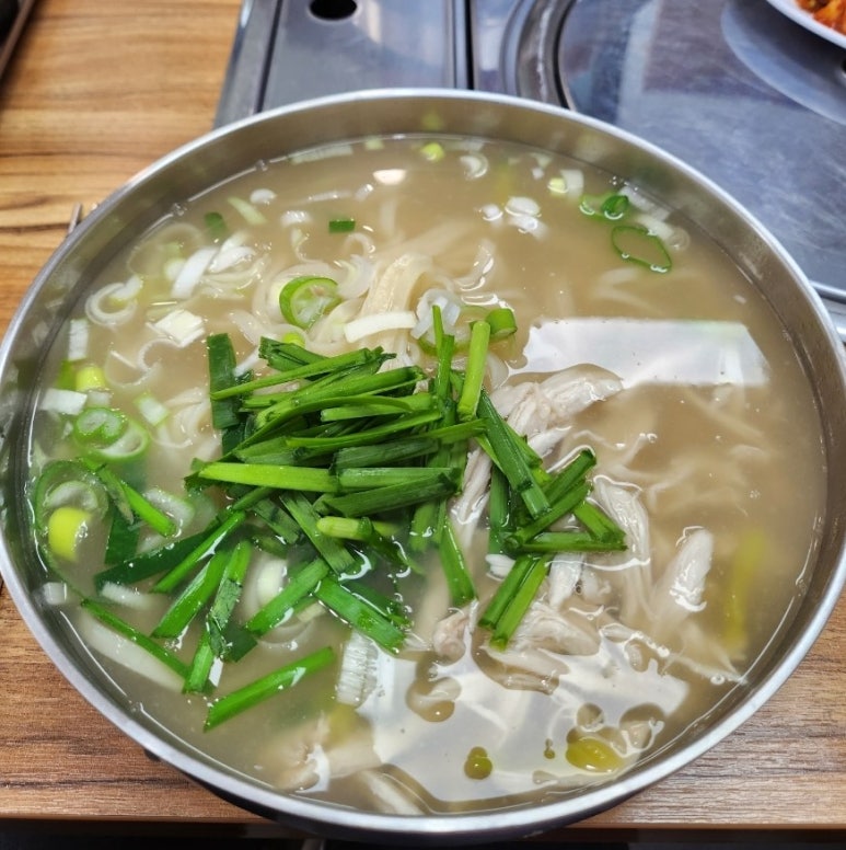 한울 닭한마리칼국수 이미지