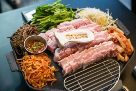 첨단솥뚜껑삼겹살 이미지