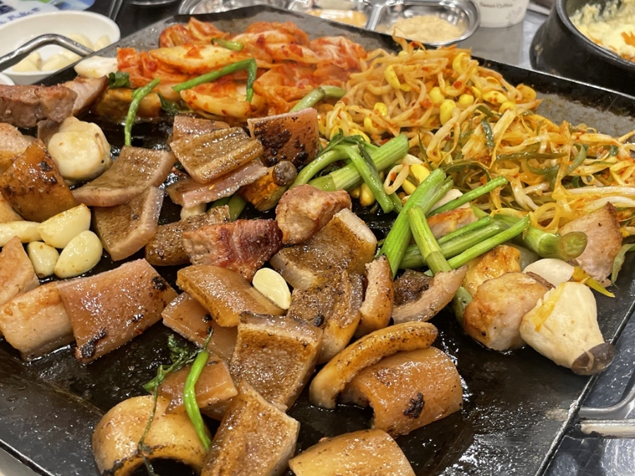 풍성한뒷고기 이미지