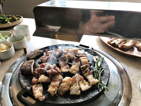 동네숯불갈비 이미지