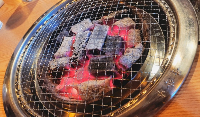 돈돈멍석숯불갈비 이미지