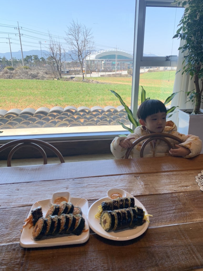 미화 3색김밥 까페 이미지