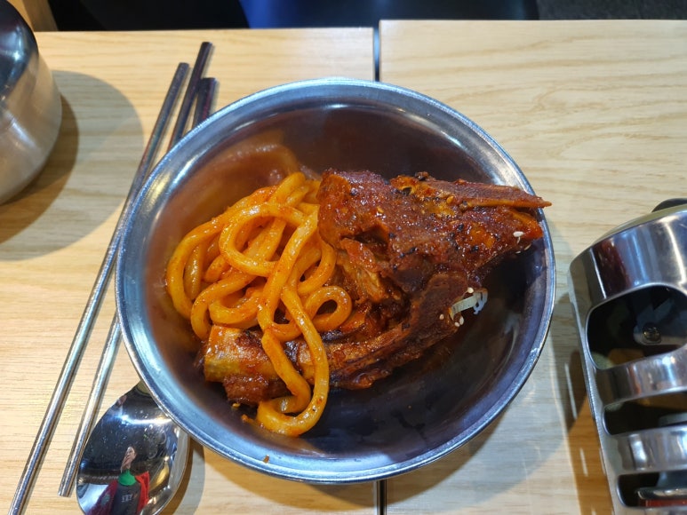 뼈사랑 감자탕 이미지
