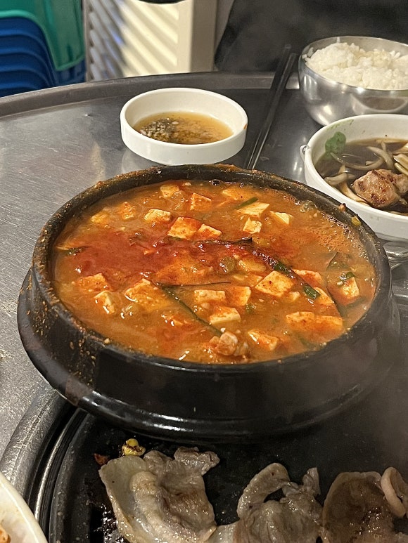 뒷고기와대패삼겹살 이미지