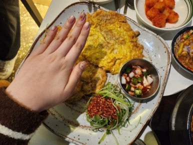 티다르다 네일 이미지