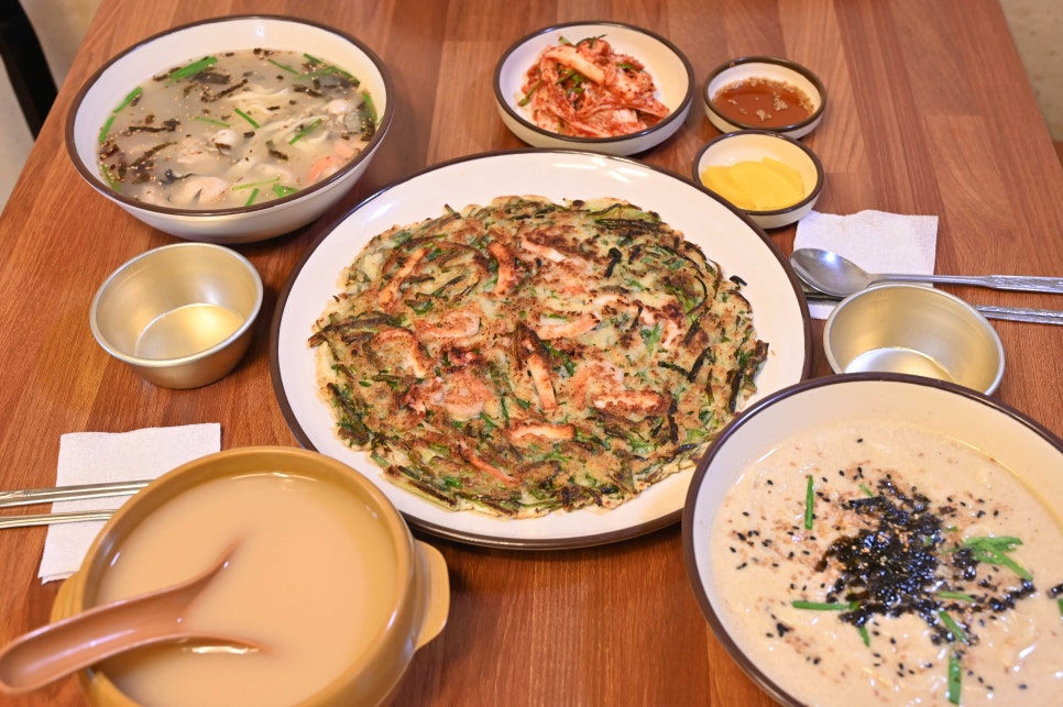 뜨락칼국수 이미지