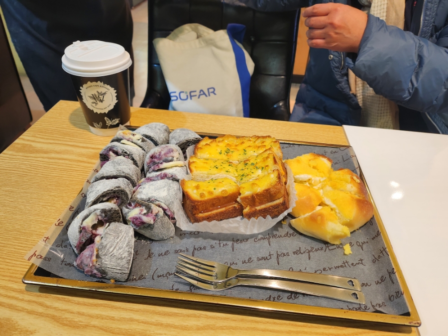 크로앤커피 이미지