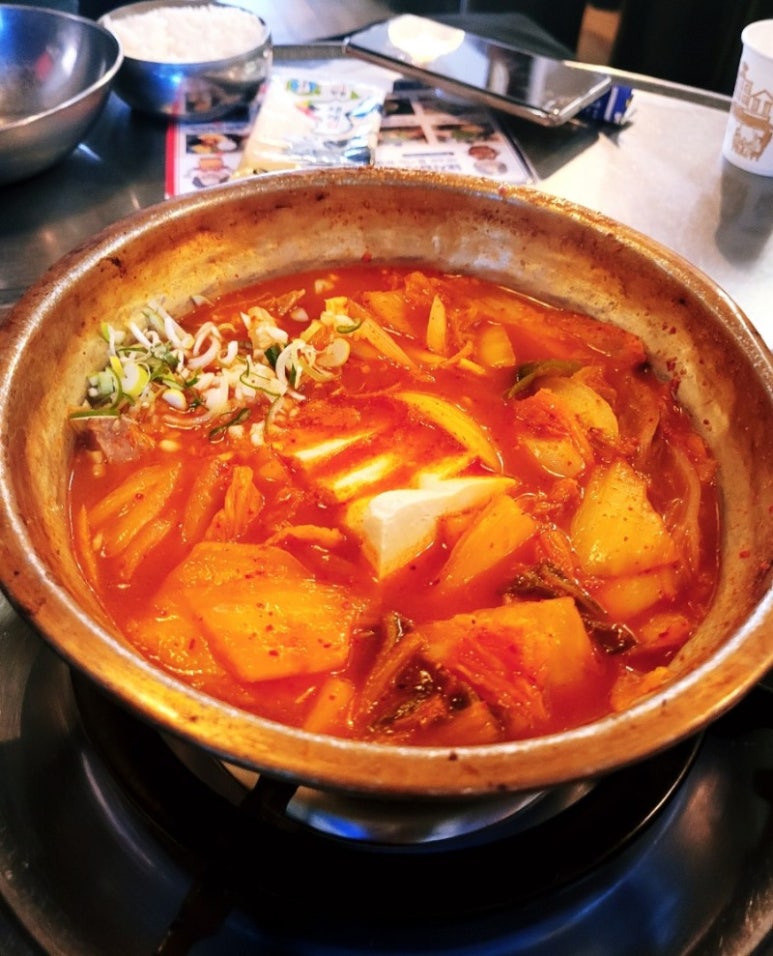 옛날돼지찌개철판구이 이미지