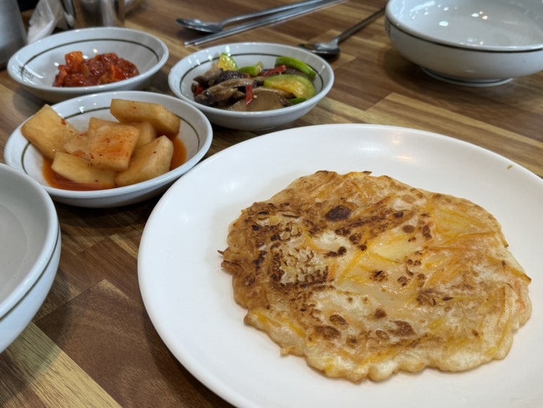다솜돌솥밥 이미지