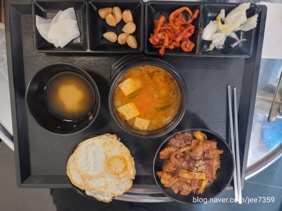 백억제육 본점 사진 8