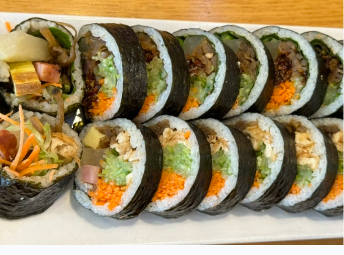 둘둘말은김밥 이미지