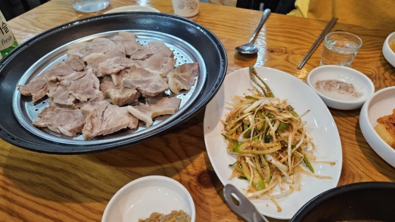 토담돼지국밥 반월점 사진 8