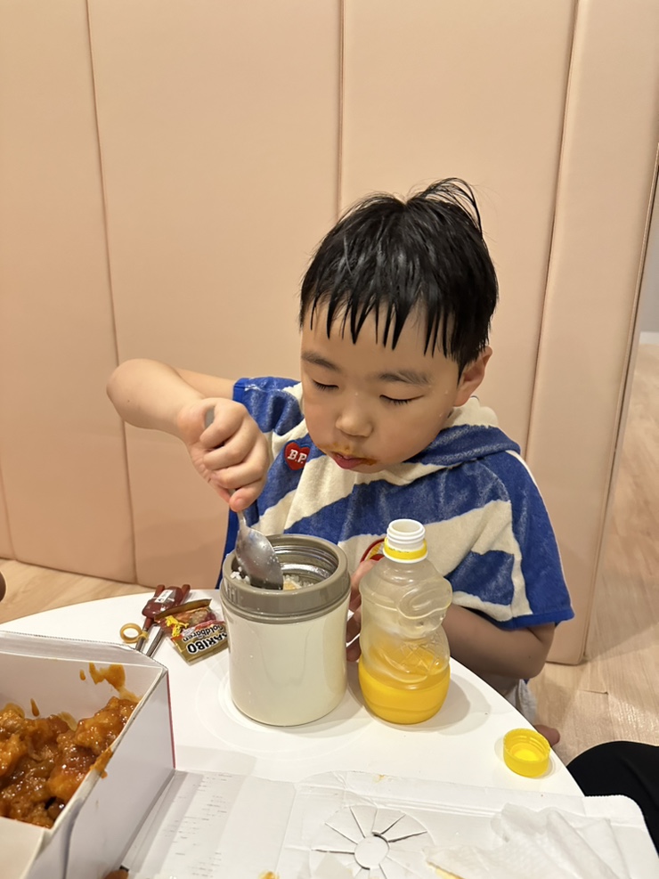 시온통닭 이미지