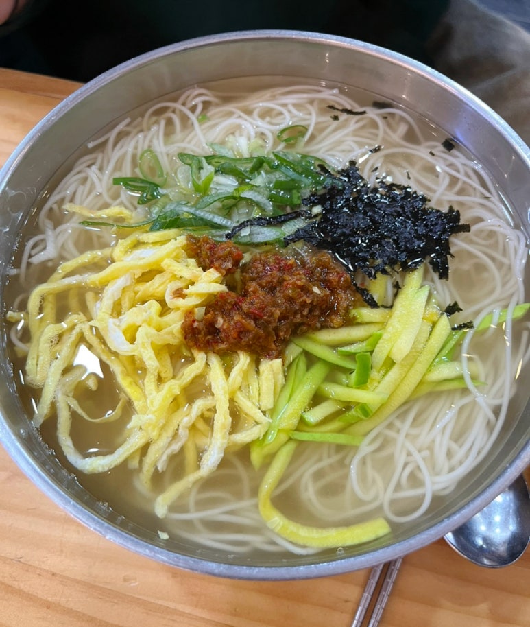 옛날우동잔치국수 이미지