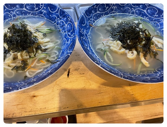 옛날들깨칼국수 이미지