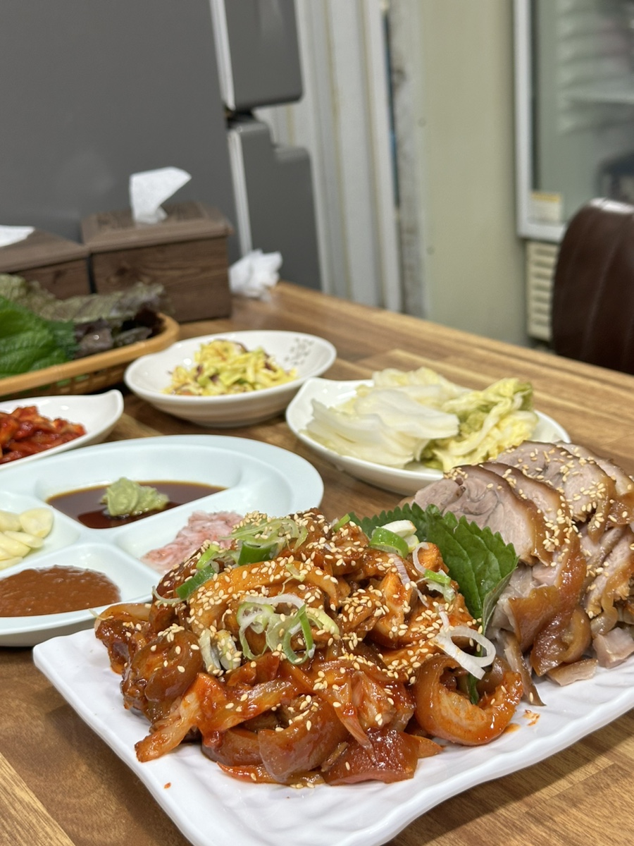 7번가왕족발 이미지