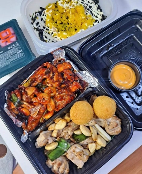 기영이숯불두마리치킨 이미지