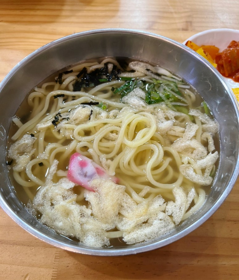 옛날우동잔치국수 이미지