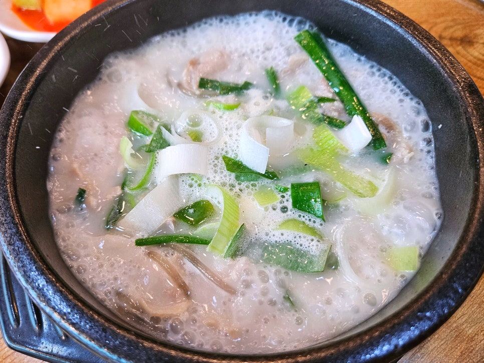 만천수육국밥 이미지