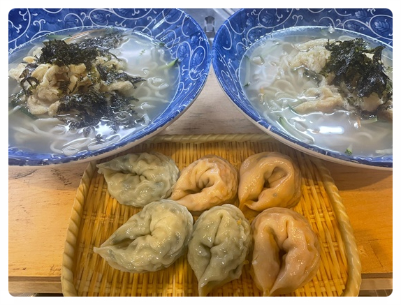 옛날들깨칼국수 이미지