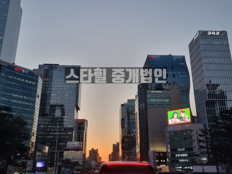 몬테소리빌딩 이미지