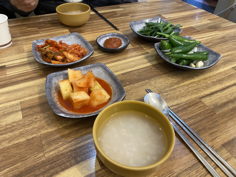 진국돼지국밥 이미지