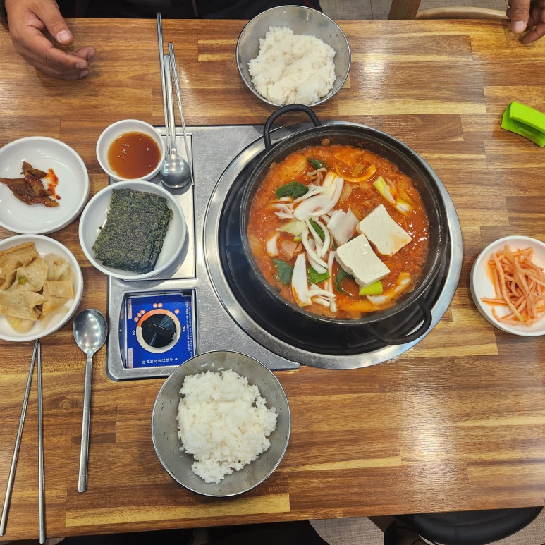 본가찌개마을 2호점 사진 3