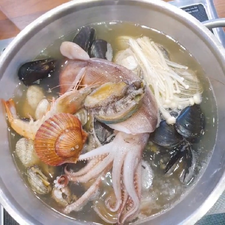 맛난칼국수 이미지