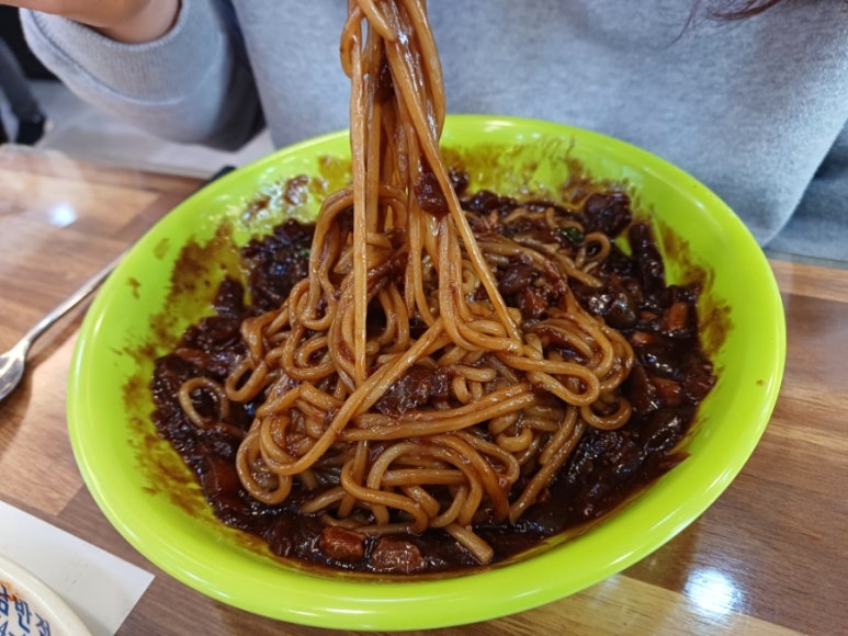 운남반점 이미지