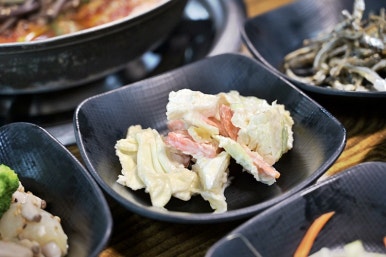 홀릭식당 이미지