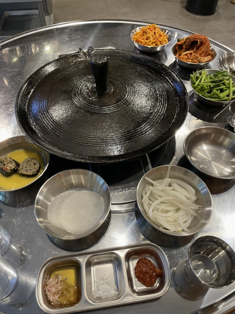 왕솥뚜까리 이미지