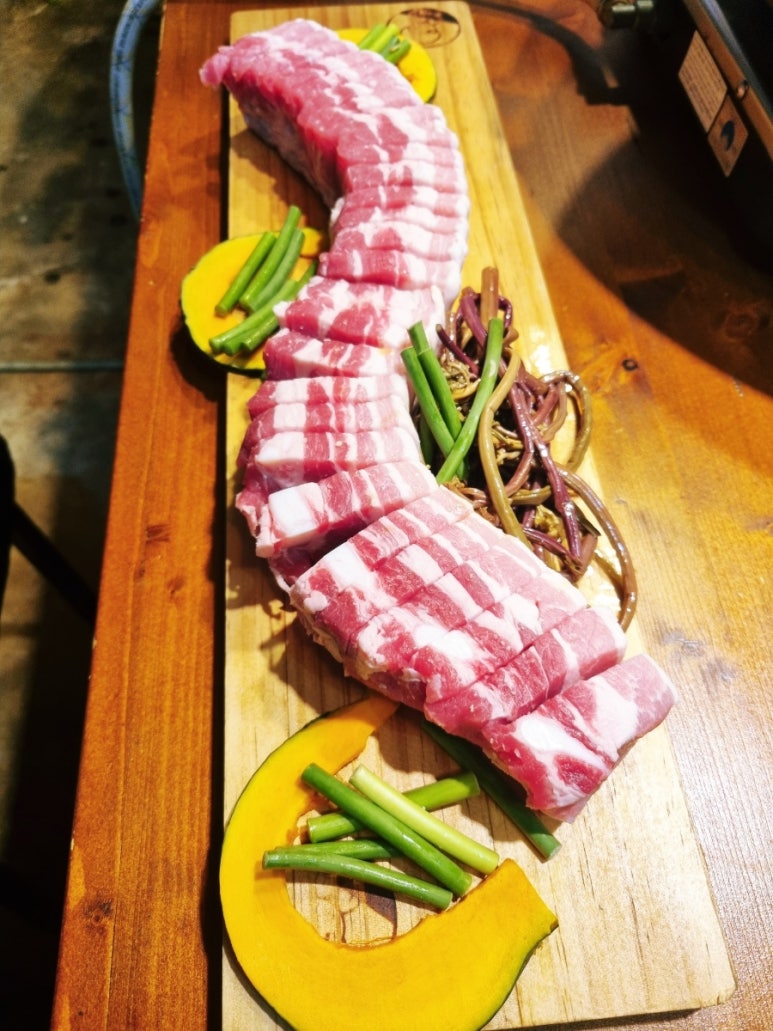 용삼겹 이미지