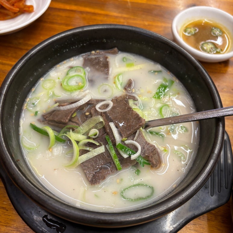 부뚜막손칼국수 이미지