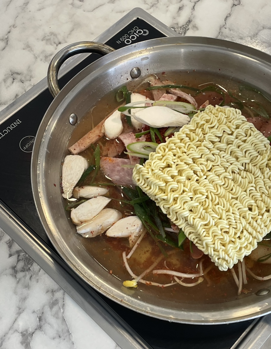 신촌부대찌개&삼겹살 이미지