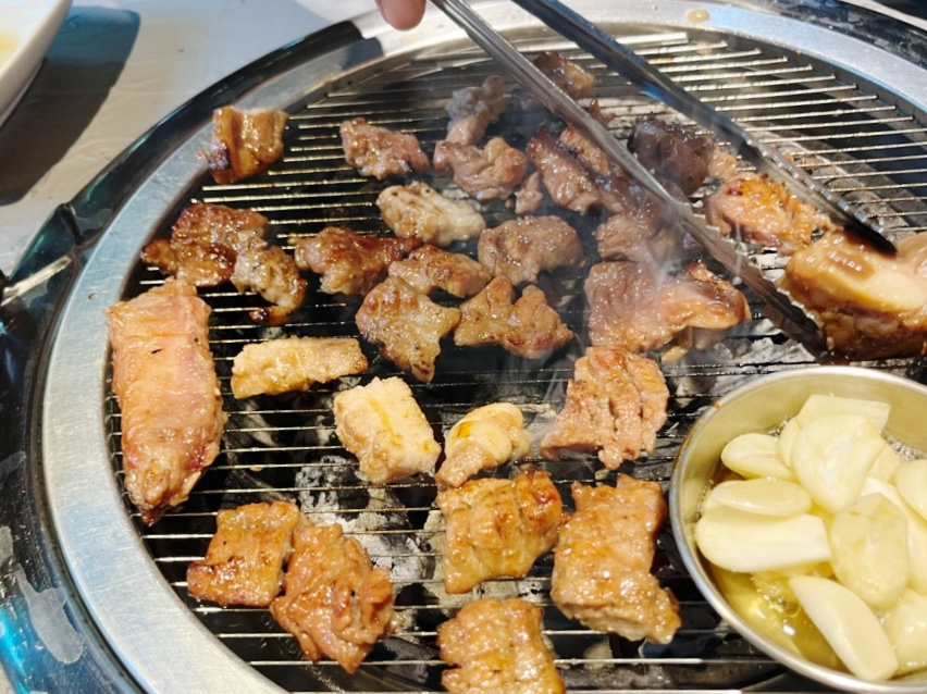 꿀꿀이와음매 이미지