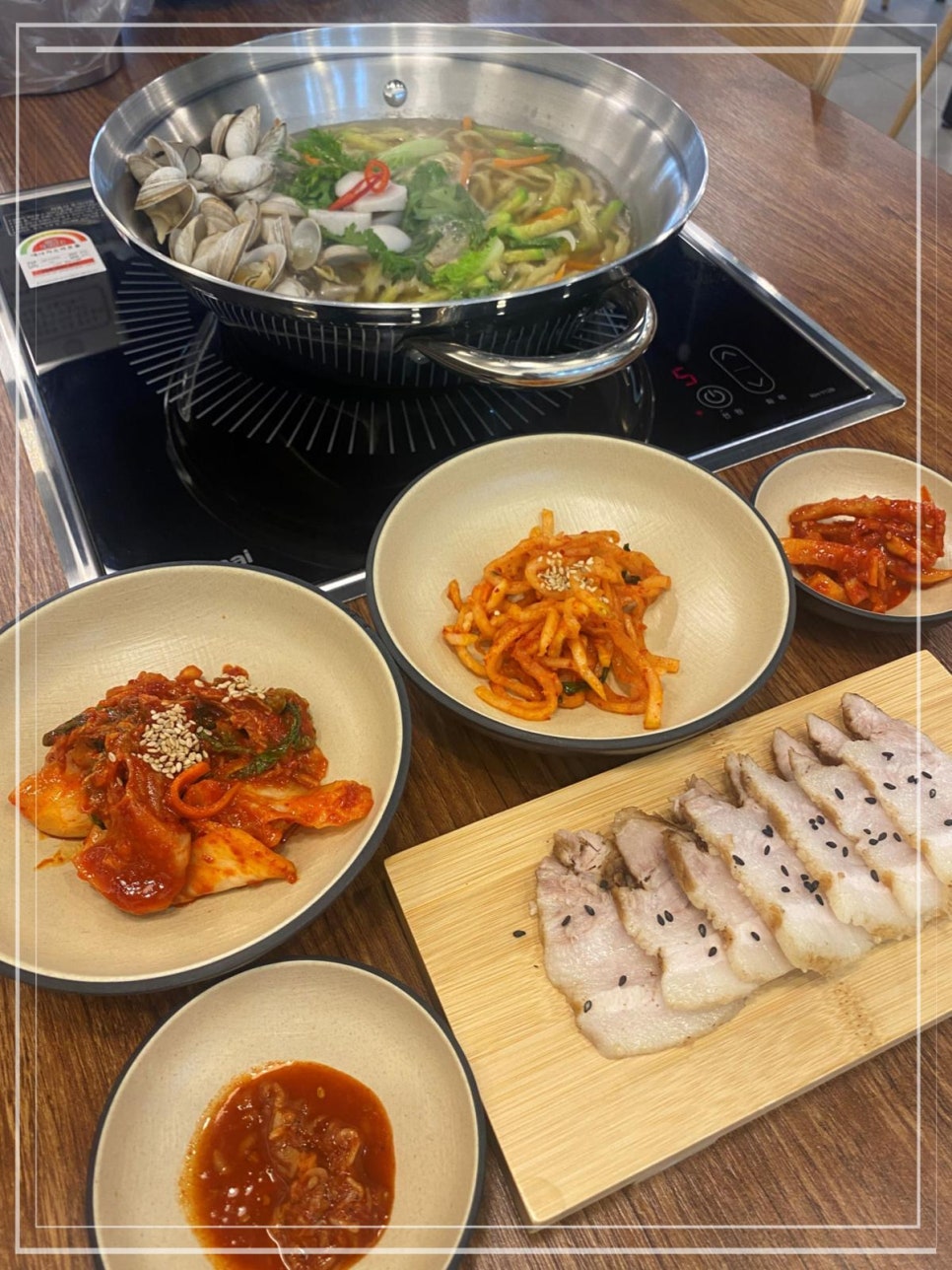 상황버섯칼국수 이미지