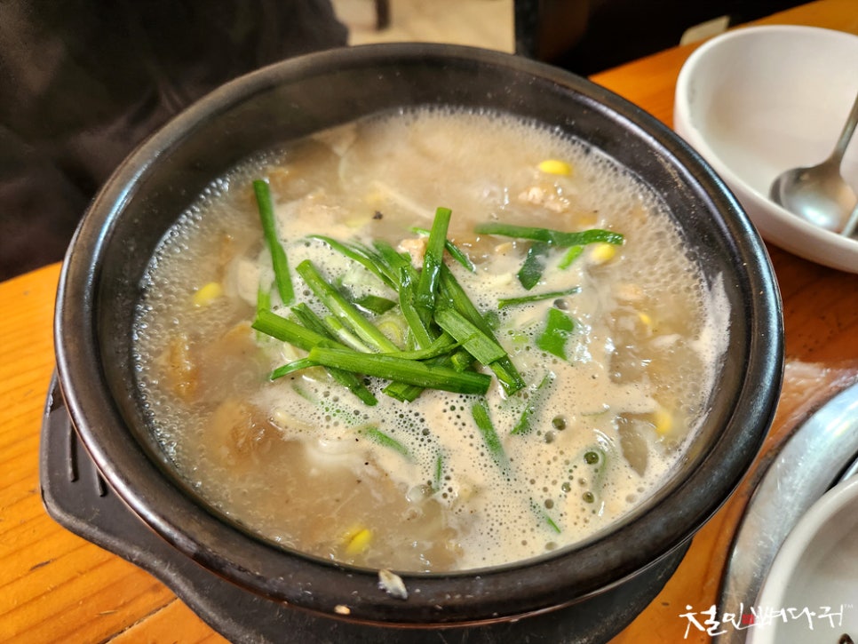 황태칼국수 이미지