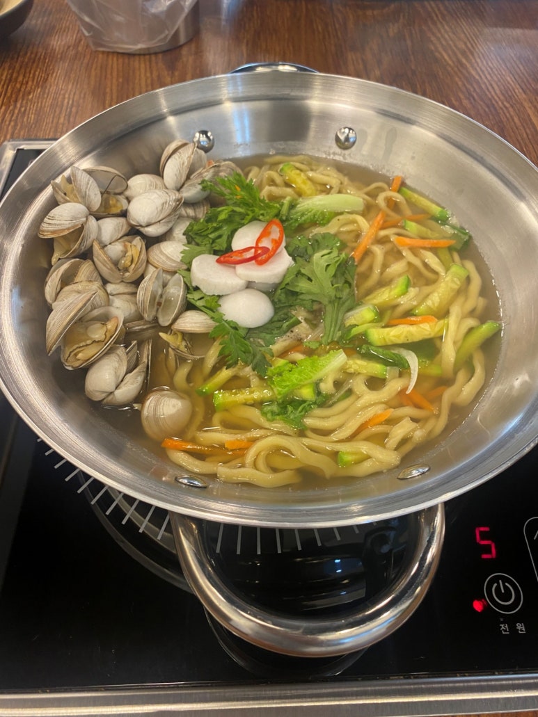 상황버섯칼국수 이미지