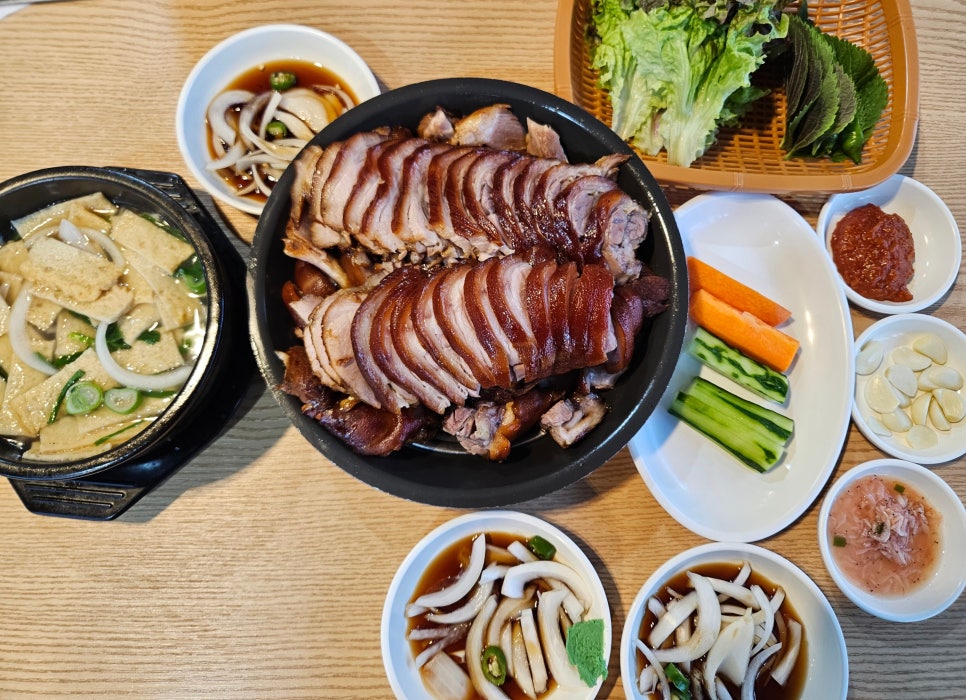 맛족맛있는돈족발 이미지