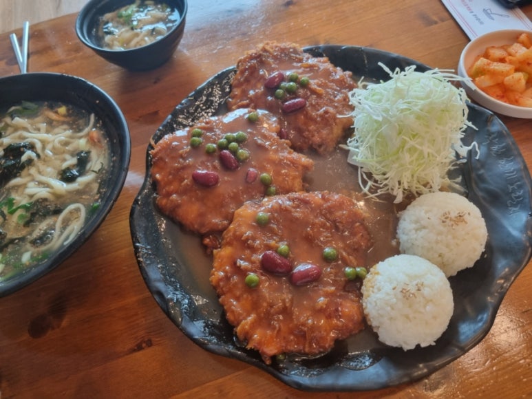노란자국수 이미지