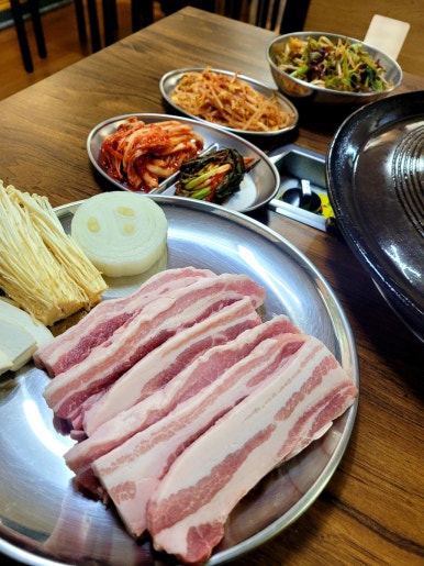 꽃돼지냉삼 이미지